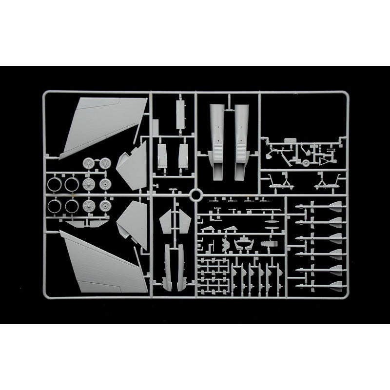 ITALERI 1/72 Su-27 Flanker