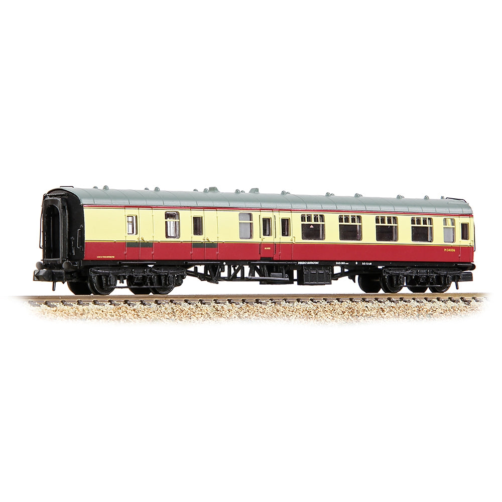 GRAHAM FARISH N BR Mk1 M34006 BSK Brake Second Corridor BR Crimson & Cream