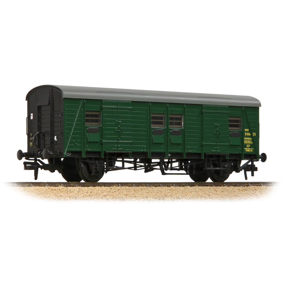 BRANCHLINE SR PMV Parcels & Miscellaneous Van BR Green