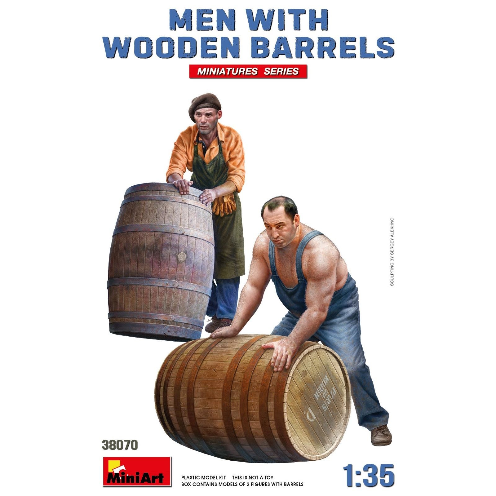 MINIART 1/35 Men with Wooden Barrels