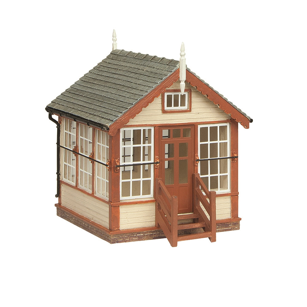 SCENECRAFT OO Platform Mounted Signal Box Brown