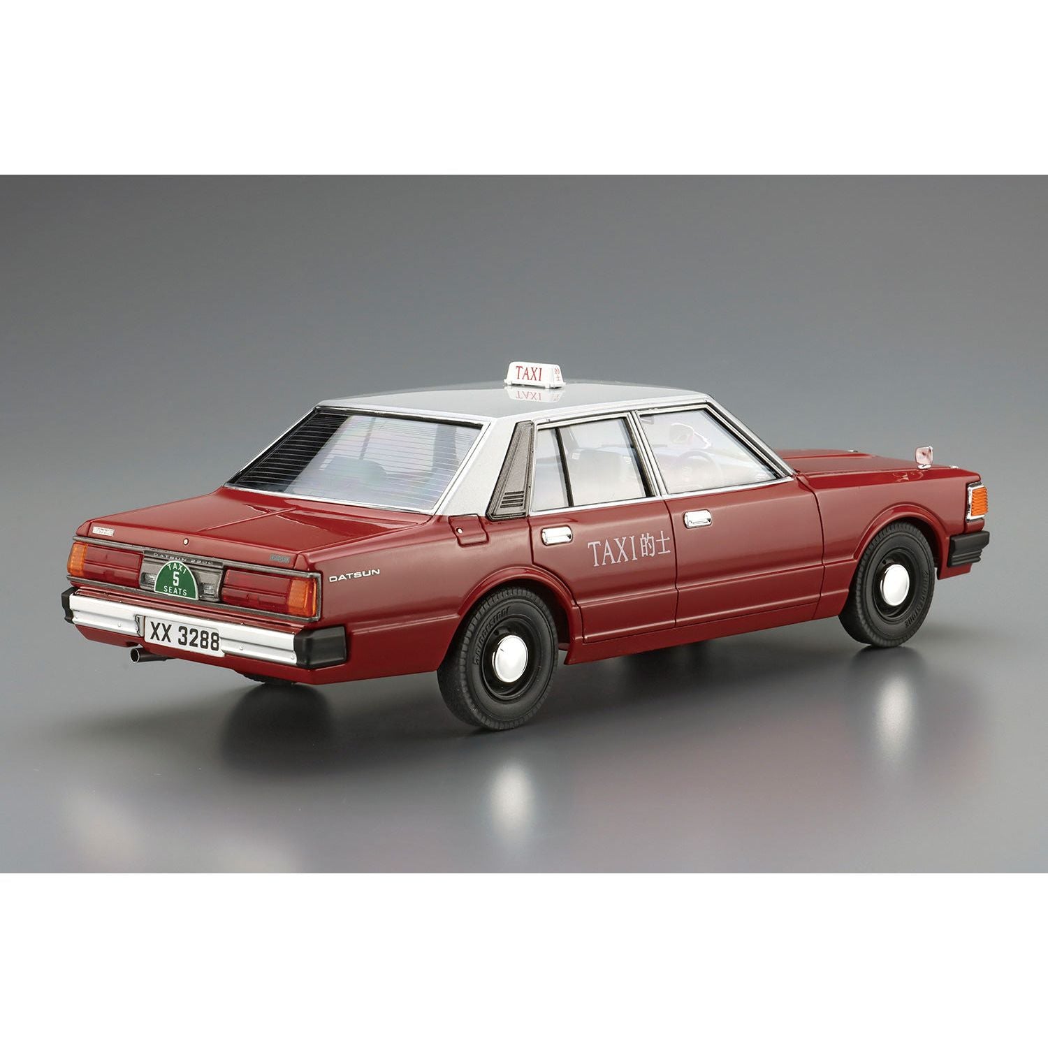 AOSHIMA 1/24 Datsun 220C Diesel '79 Hong Kong Taxi'