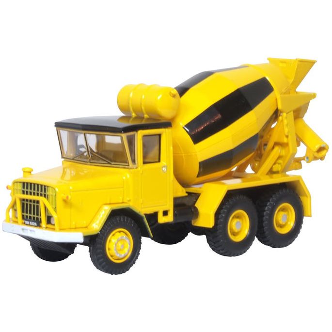 OXFORD 1/76 Yellow and Black AEC 690 Cement Mixer