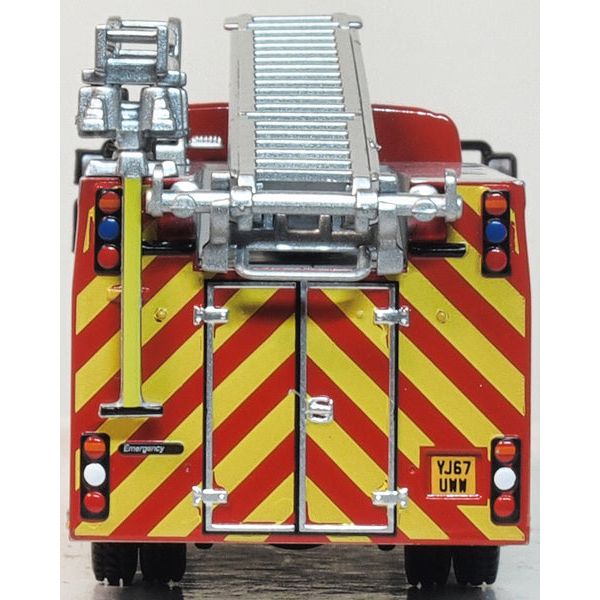 OXFORD 1/76 Volvo FL Emergency One Pump Ladder West Yorkshire Fire Engine