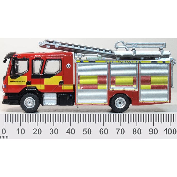 OXFORD 1/76 Volvo FL Emergency One Pump Ladder West Yorkshire Fire Engine