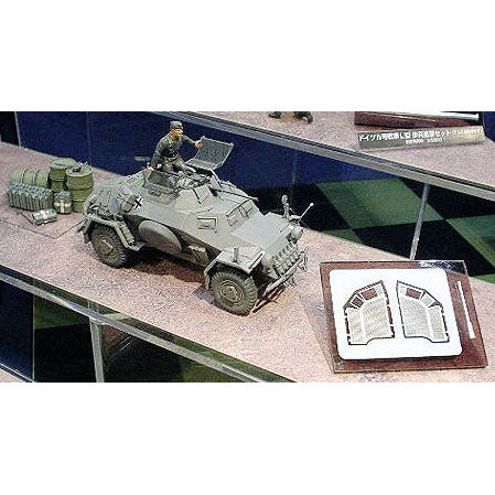 TAMIYA 1/35 Sd.Kfz.222 Leichter Panzerspahwagen (4x4)