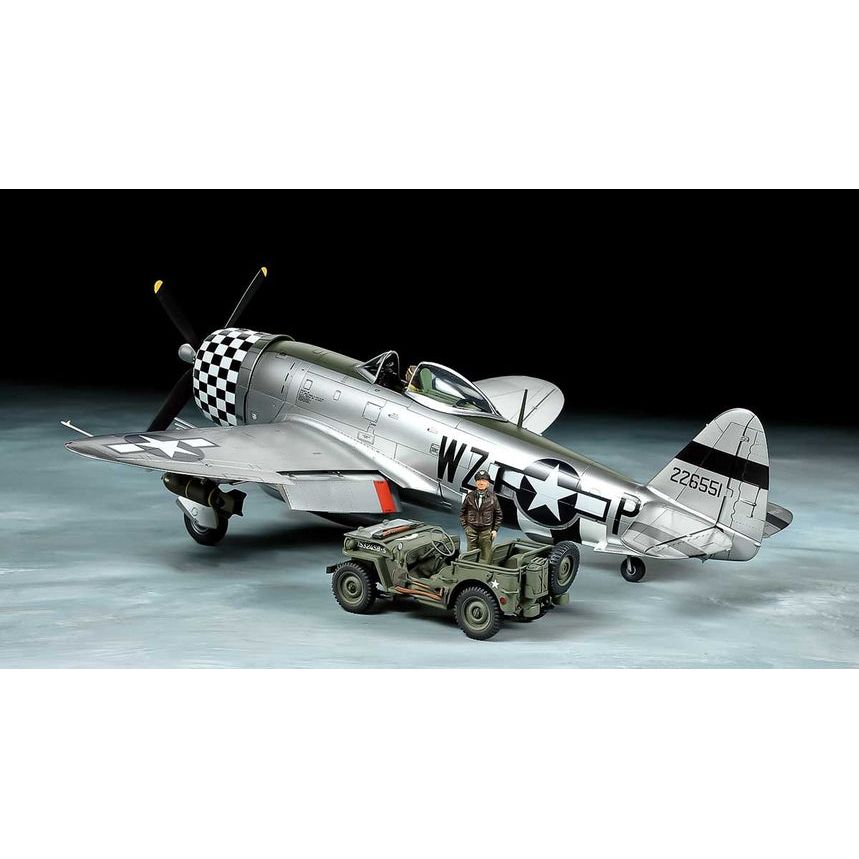 TAMIYA 1/48 P-47D Thunderbolt Bubbletop & 1/4 Ton 4x4 Light Vehicle