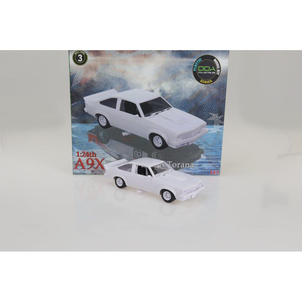 DDA 1:24 Plastic Kit A9X Torana 1978 Bathurst Winner Sealed Body Opening Bonnet w/Engine