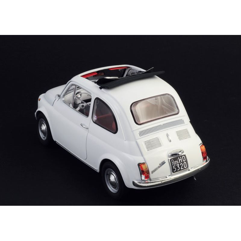 ITALERI 1/12 Fiat 500F (1968 Version)