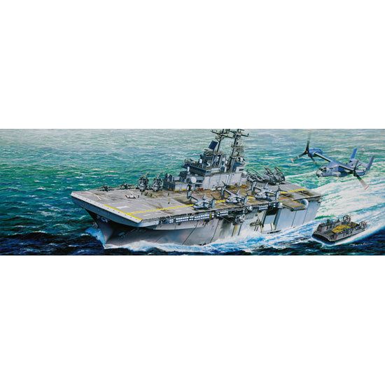 Trumpeter 1/350 USS Wasp LHD-1 Plastic Model Kit [05611]