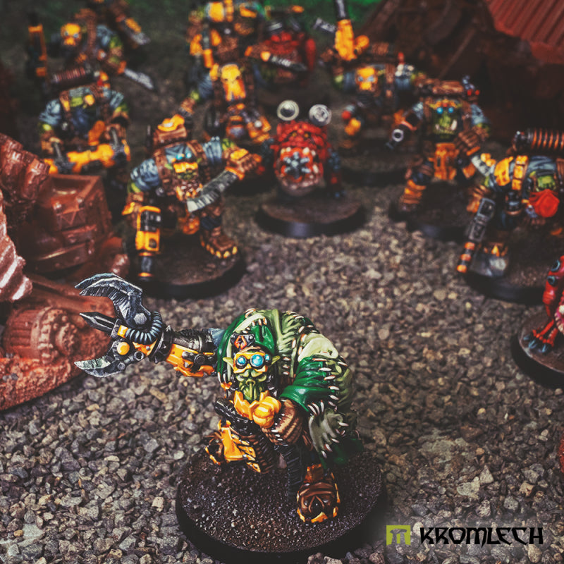 KROMLECH Cybork Mercenaries Mob (19)