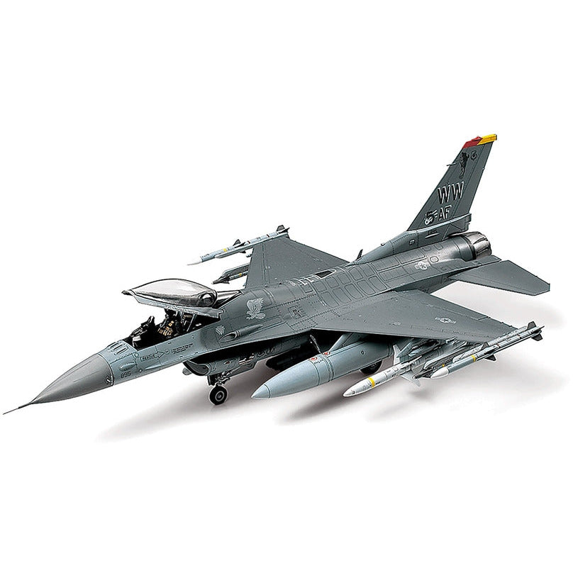 TAMIYA 1/48 Lockheed Martin F16CJ (Block 50) Fighting Falcon