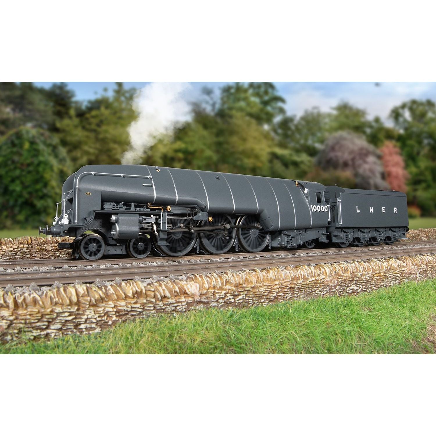 HORNBY LNER, W1 Class, 4-6-4, 10000 'Hush Hush' With Steam Generator - Era 3