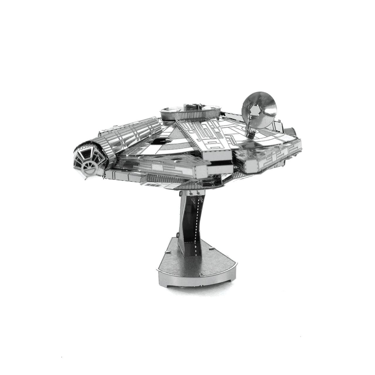 METAL EARTH Star Wars Millennium Falcon