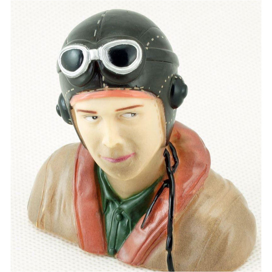 DANCING WINGS HOBBY Pilot 1/7 7A