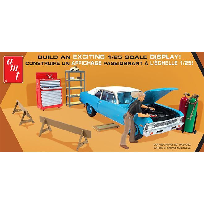 AMT 1/25 Garage Accessory Set No1 2T