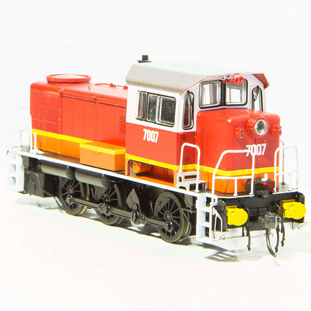 IDR HO 70 Class Diesel Hydraulic 7007 SRA Candy Livery