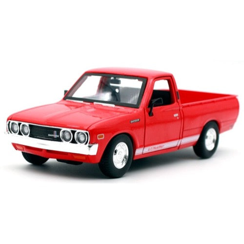 MAISTO 1/24 1973 Datsun 620 Pick-Up Red