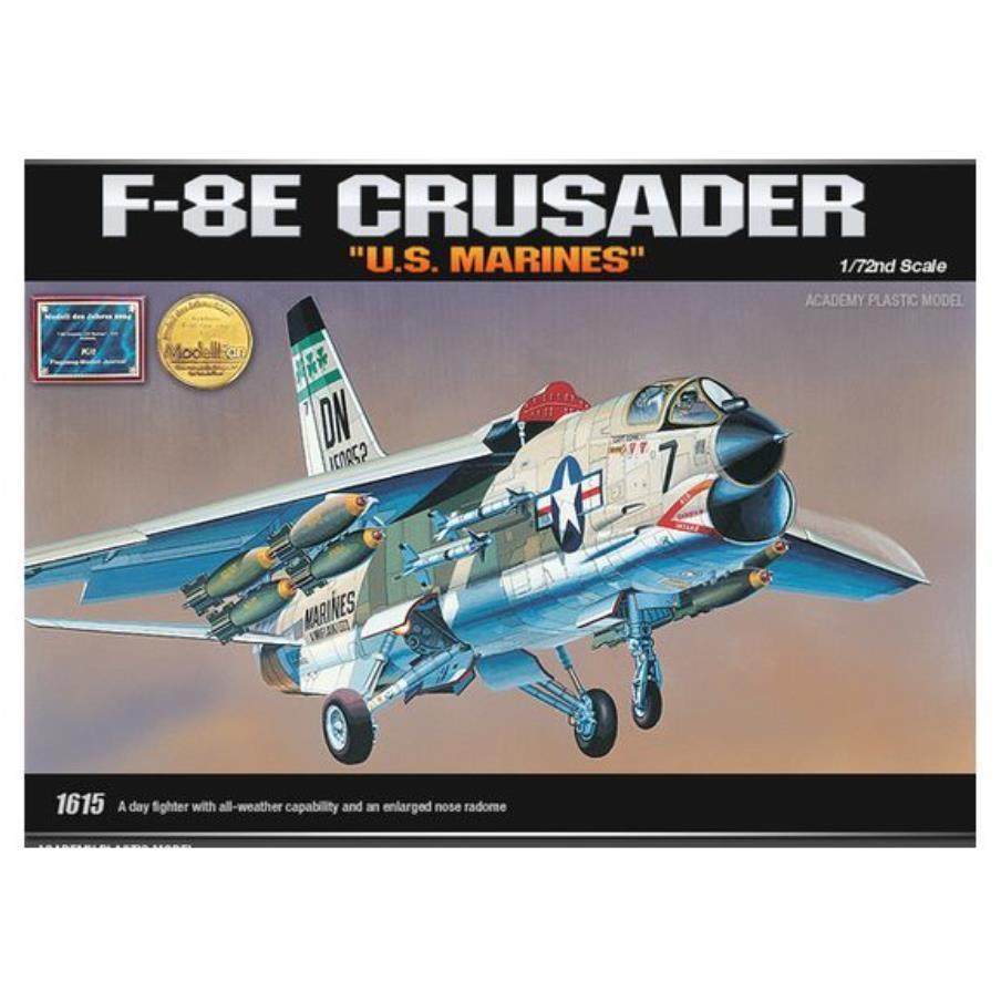 ACADEMY 1/72 F-8E Crusader "U.S. Marines"