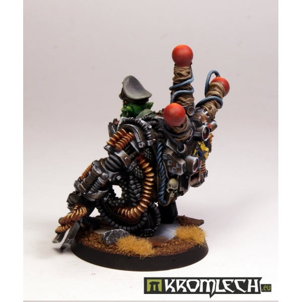 KROMLECH Mech-Boss General Otto von Rehrborg (1)