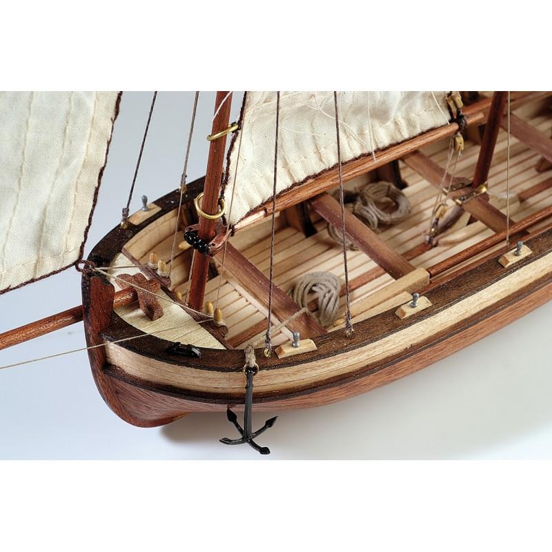 ARTESANIA LATINA 1/50 HMS Endeavour's Captain Longboat Wood