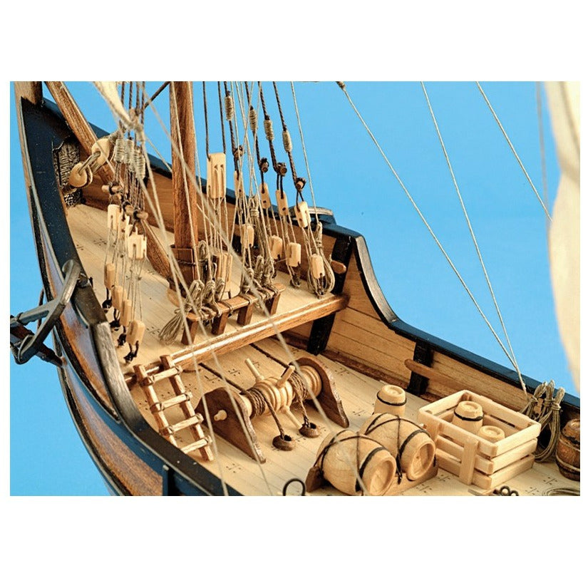 ARTESANIA LATINA 1/65 La Pinta Caravel Wooden Ship Model