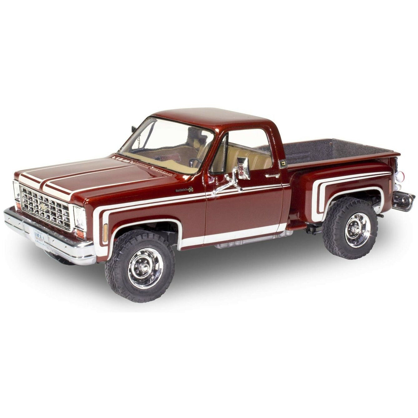 REVELL 1/24 1976 Chevy Sport 4x4 Stepside Pickup Model Kit