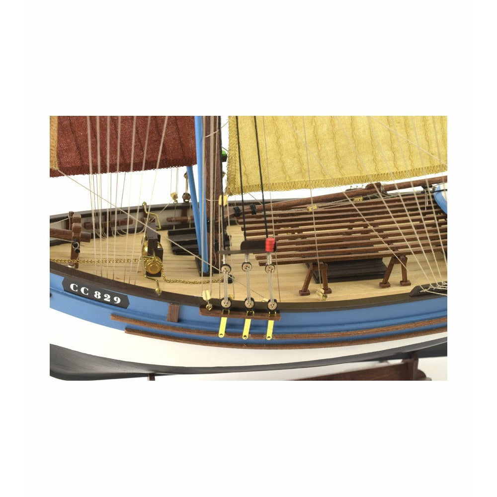 ARTESANIA LATINA 1/50 Marie-Jeanne 2021 Wooden Ship Model